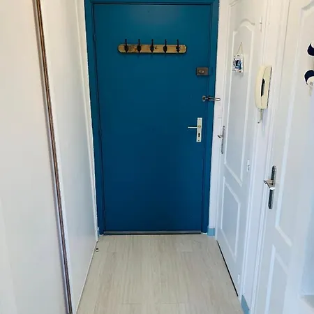 Apartment De Standing Climatise, Avec Piscine, Proche De La Frejus