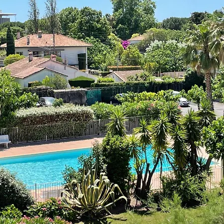 De Standing Climatise, Avec Piscine, Proche De La * Frejus
