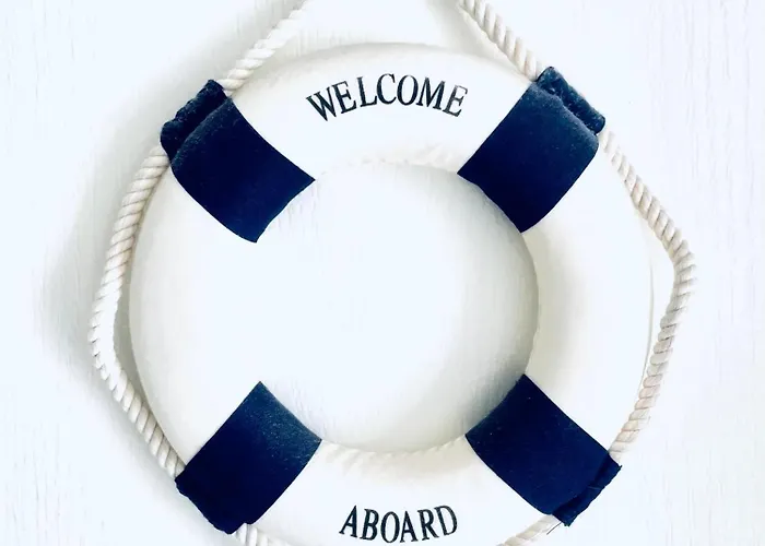 De Standing Climatise, Avec Piscine, Proche De La